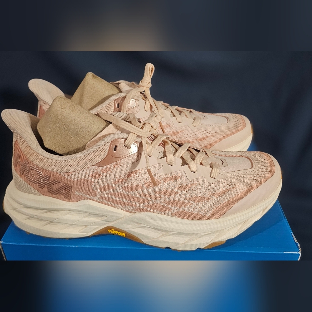 Hoka Speedgoat 5 Shoes Cream Sandstone 1123158-CRMS Women SZ 9.5 OR 10 New W/Box